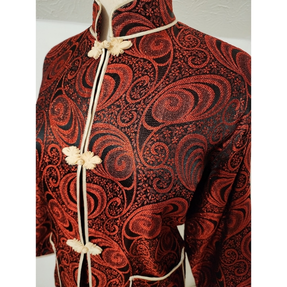 Red Metallic Brocade Jacket - Picture 2 of 13